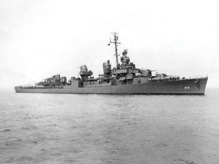 USS Bennett (DD-473) off Boston, Massacusetts (USA), on 7 May 1943